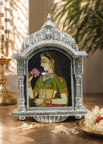 Silver Heritage Arch Art Frame