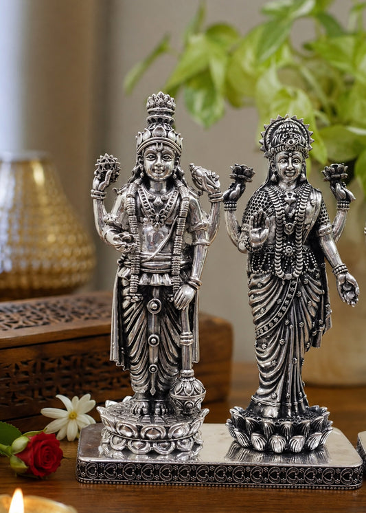 Graceful Ram Sita Decorative Idols