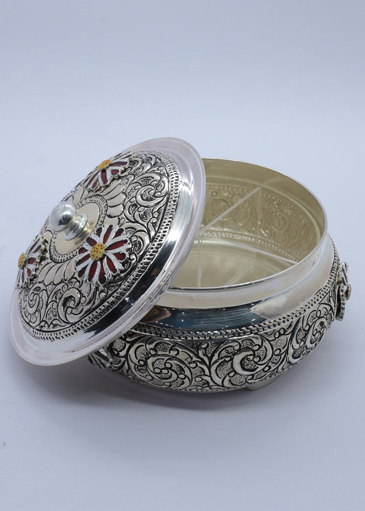 Silver Dry Fruit Box with Lid for Festive Gifting