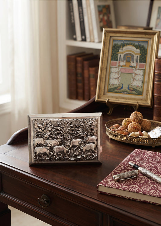 Pichwai Inspired Silver Kapila Box