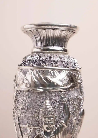 Krishn Leela Rose Quartz And Silver Infused Vase