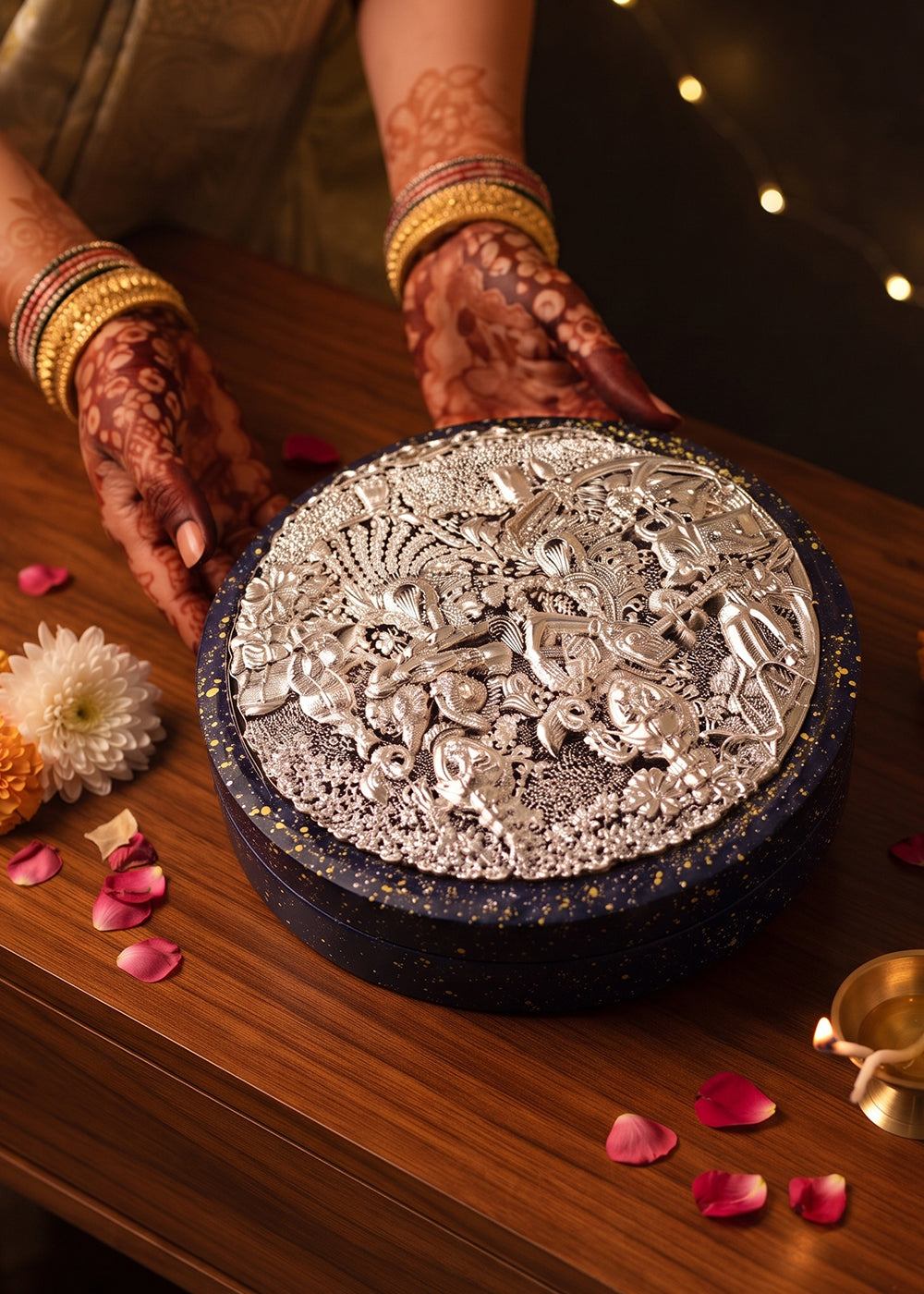 Silver Radha Krishna Circle Box