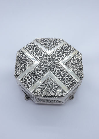 Silver Heritage Dry Fruit Box for Festive Serving