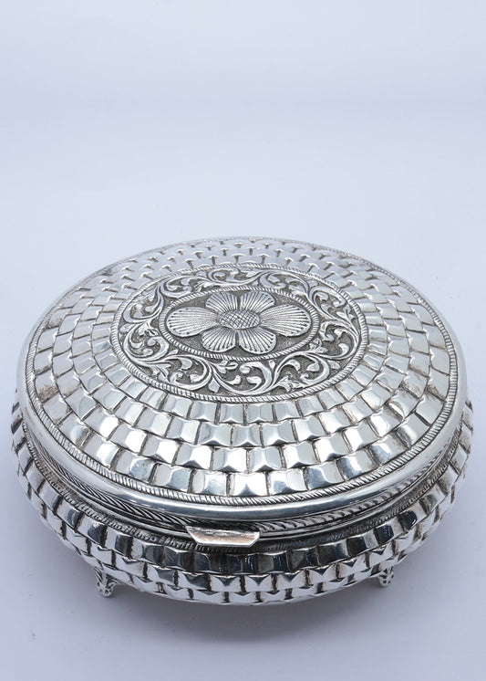 Royal Silver Round Serving Casket