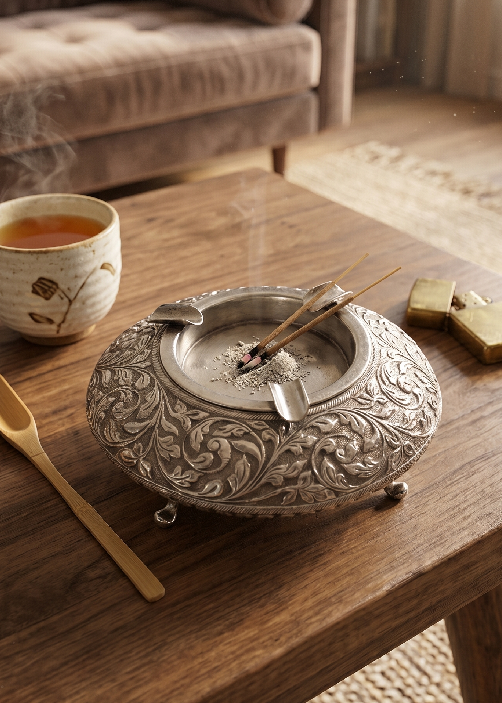 Premium Silver Designer Eashtray with Stand