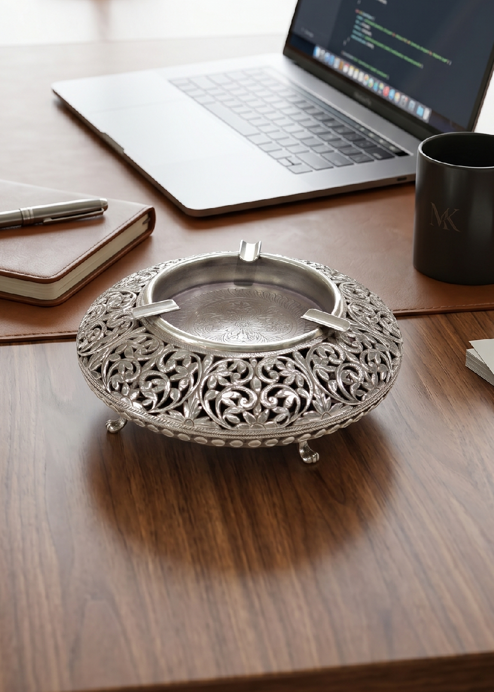 Luxury Silver Floral Cutwork Ashtray with Stand
